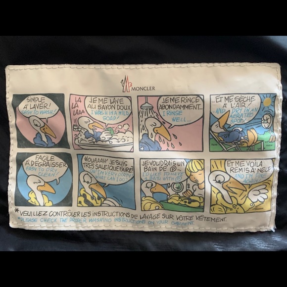 Moncler Women’s Hooded Down Puffer Coat - Picture 9 of 13